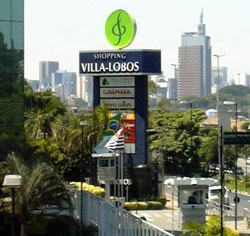 Fachada do Shopping Villa Lobos